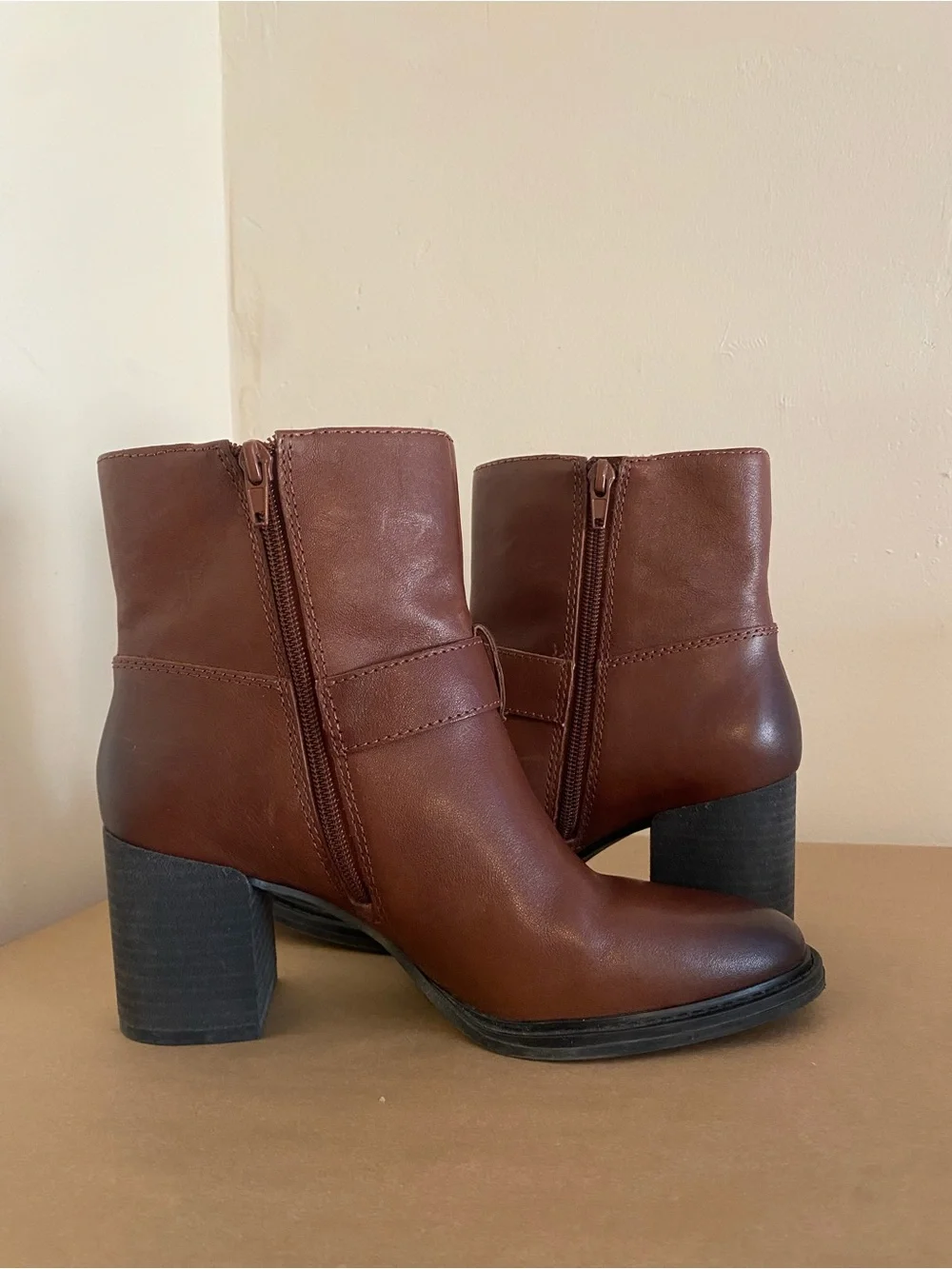 Lucky Brand Women's Brown Leather Block Heel Ankle Boots Achelle Size 8 Booties